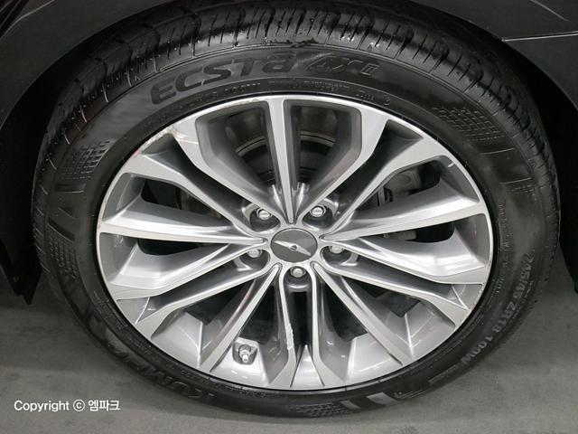1051501818R16.jpg