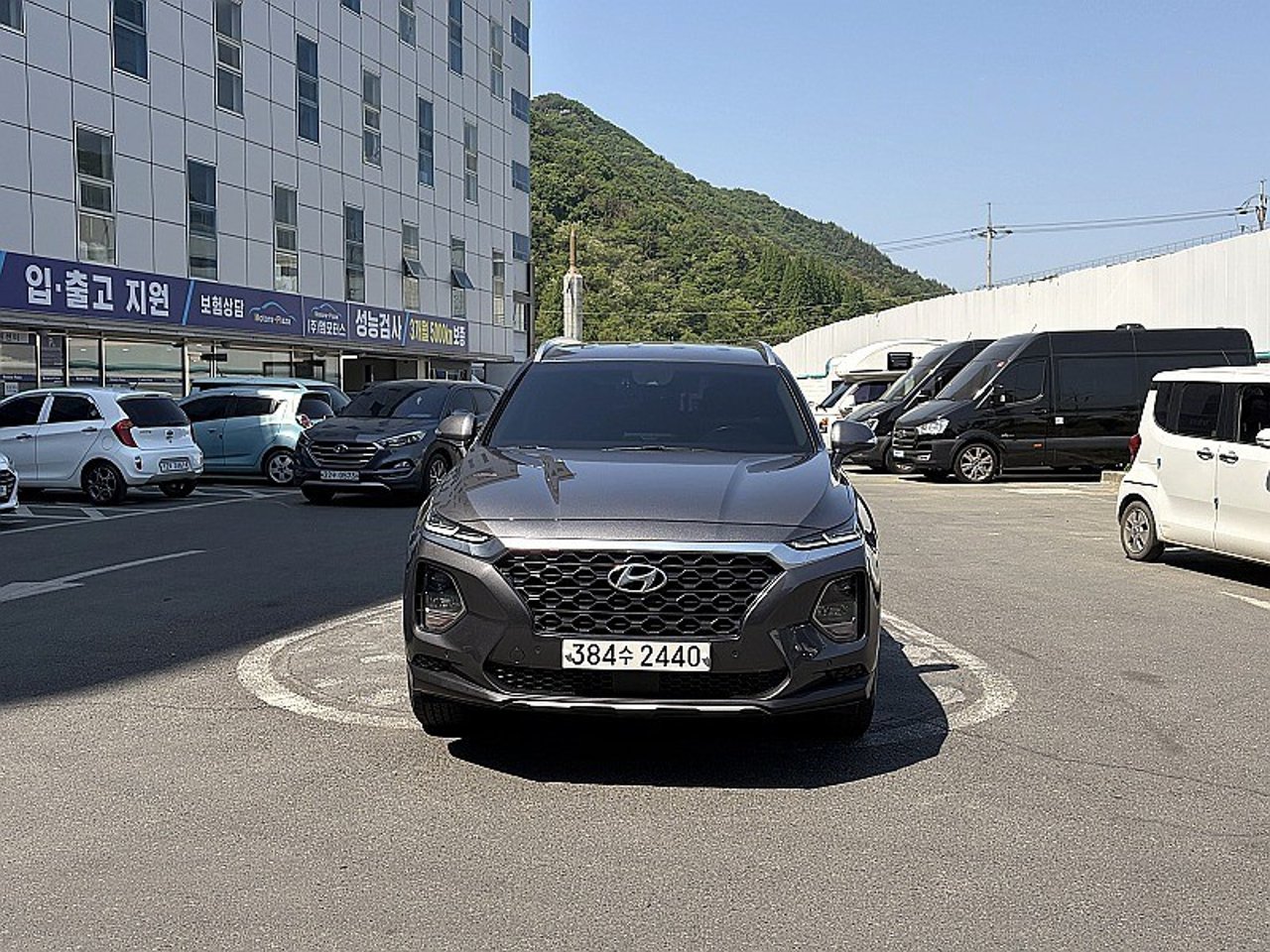 2020 Hyundai Santa, photo 1 of 1