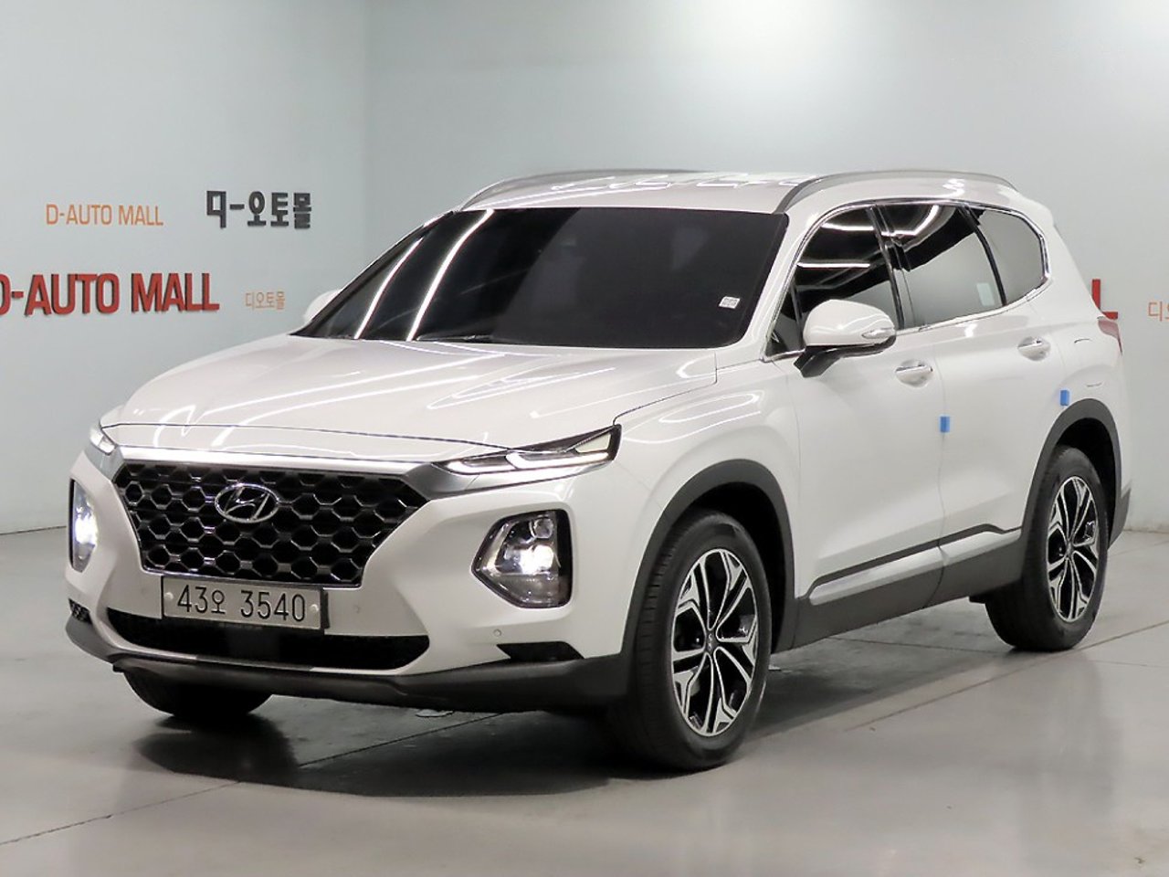 2019 Hyundai Santa, photo 1 of 1
