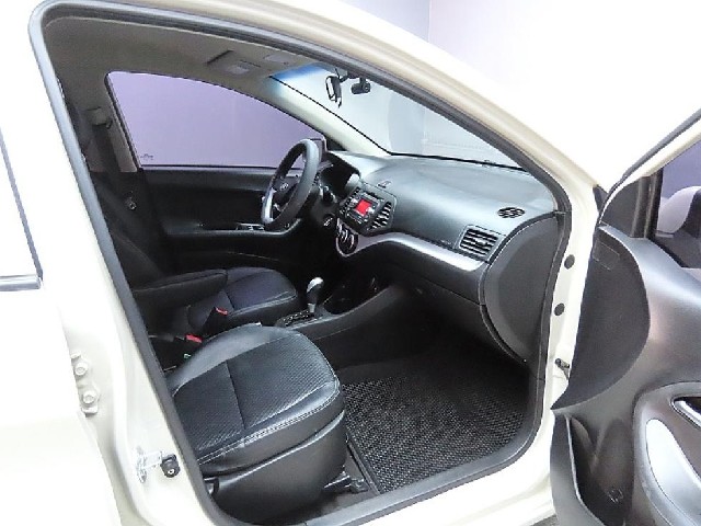 704d835ffa25b5cb7ecc27a892ed66e9.jpeg