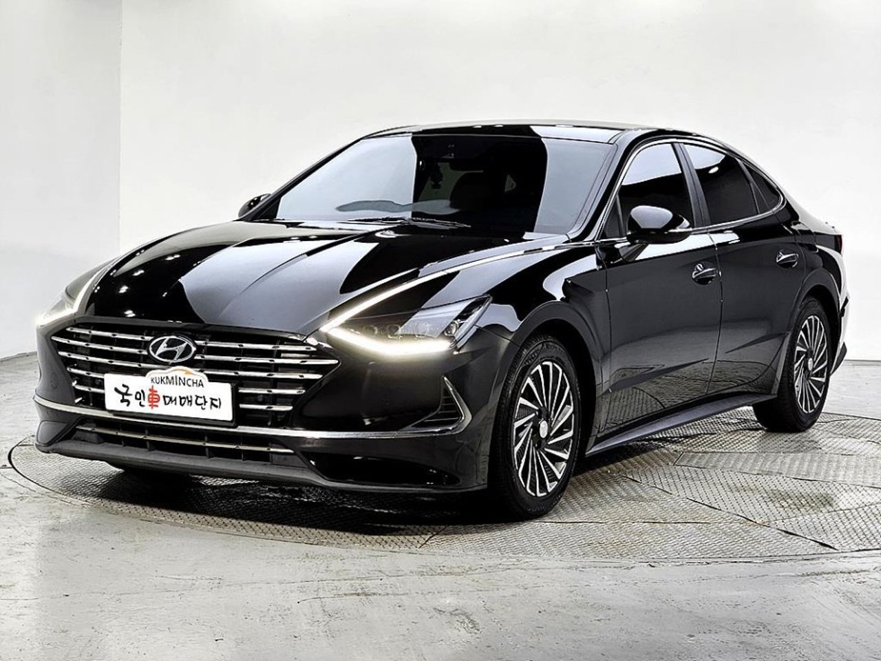 2021 Hyundai Sonata, photo 1 of 1