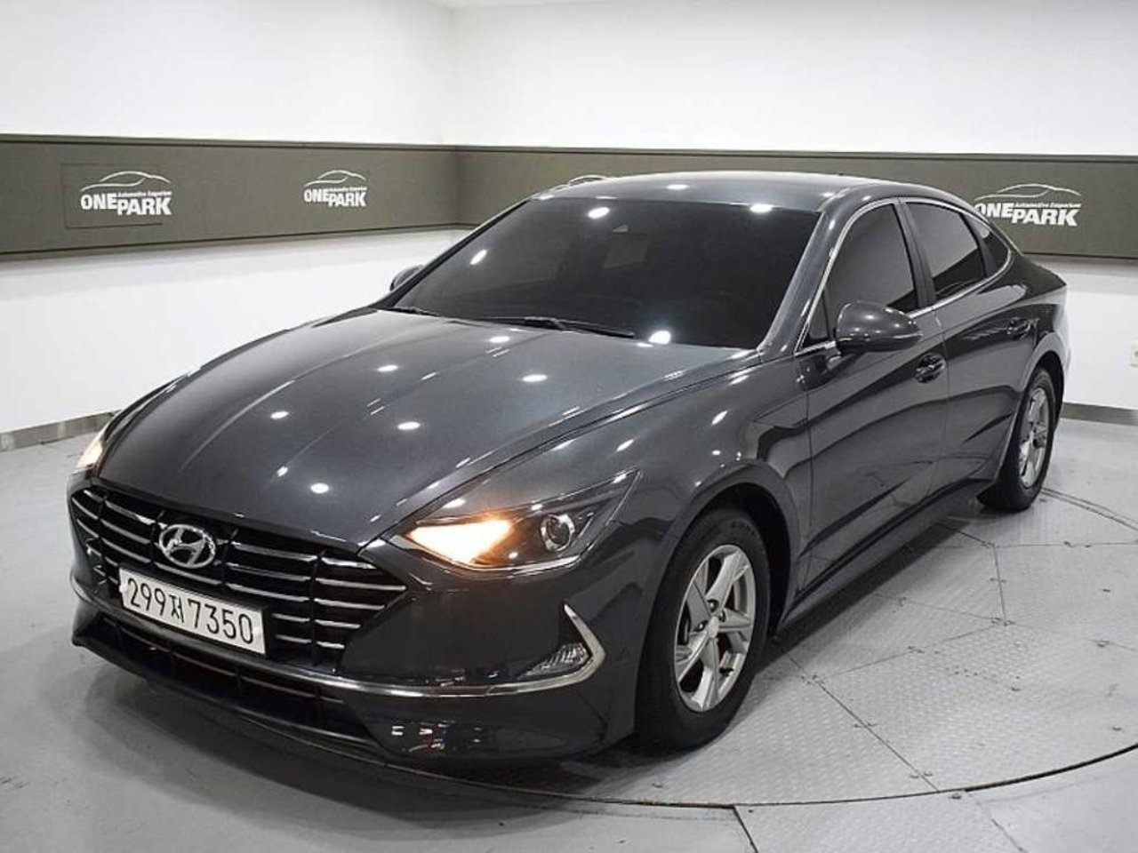 2022 Hyundai Sonata, photo 1 of 1