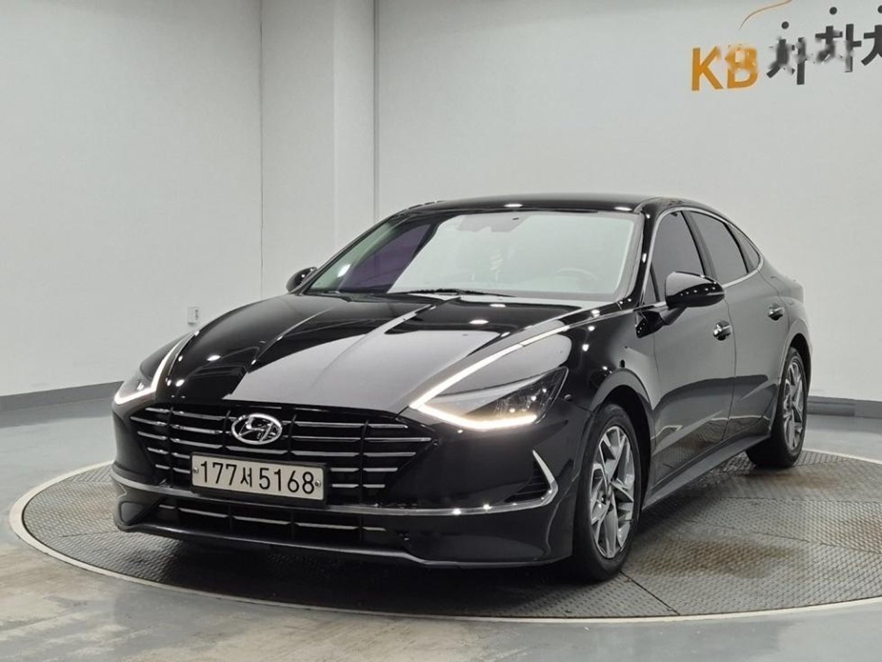 2019 Hyundai Sonata, photo 1 of 1