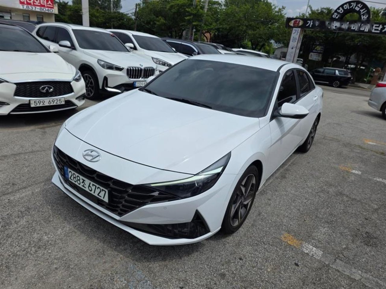 2021 Hyundai Avante, photo 1 of 1