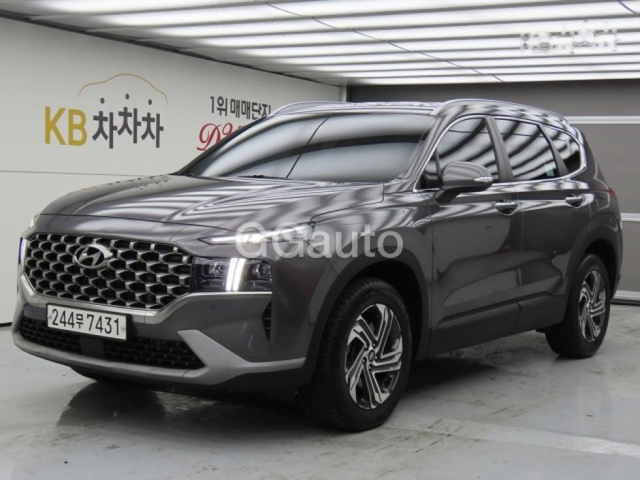 2022 Hyundai Santa, photo 1 of 1