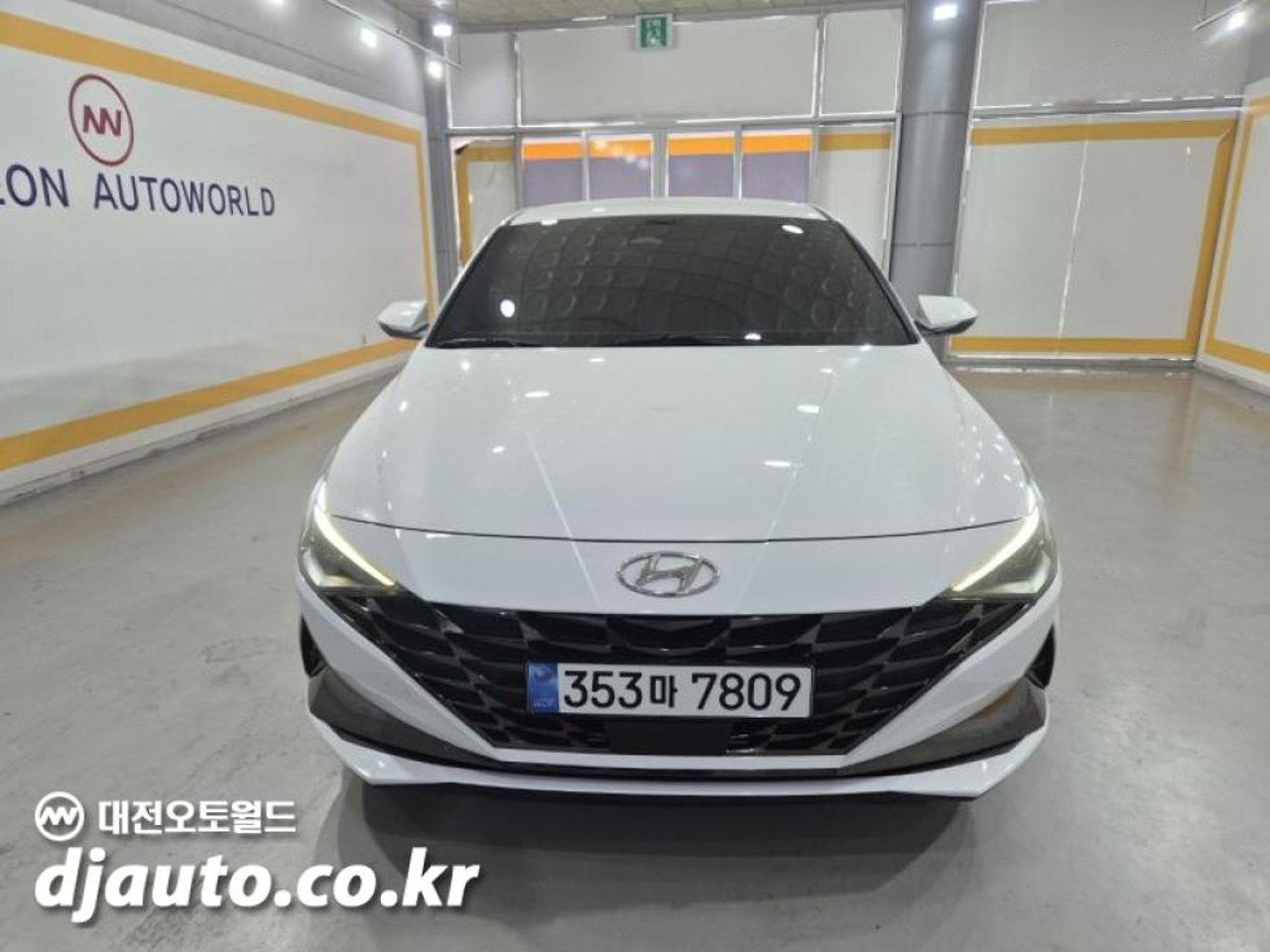 2022 Hyundai Avante, photo 1 of 1
