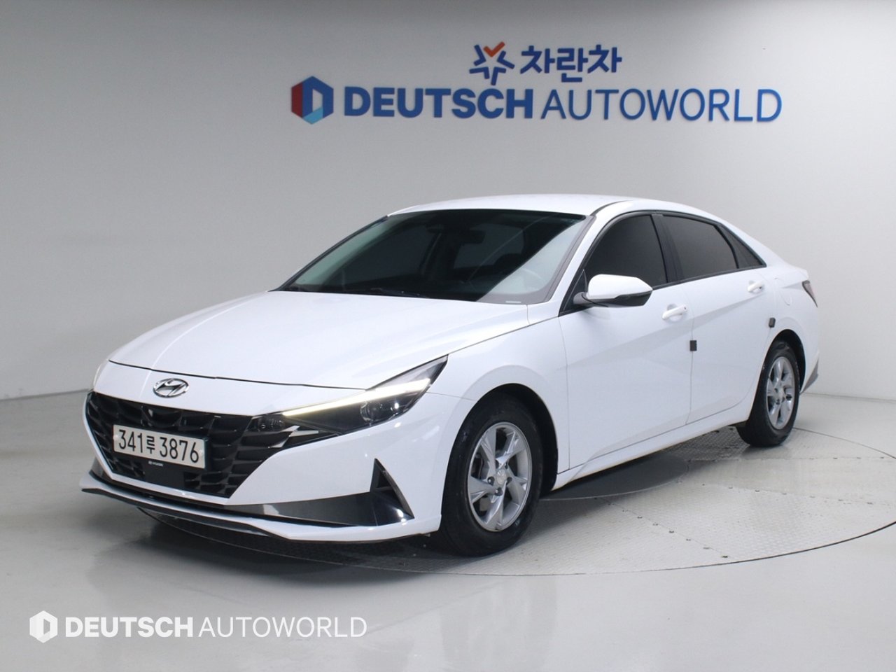 2021 Hyundai Avante, photo 1 of 1