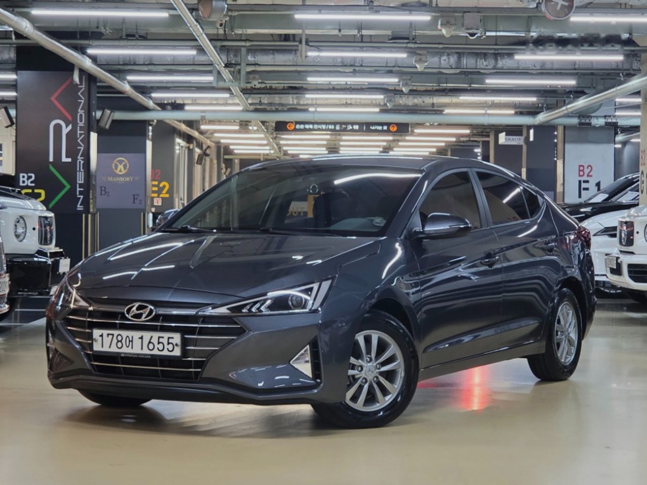 2019 Hyundai Avante, photo 1 of 1