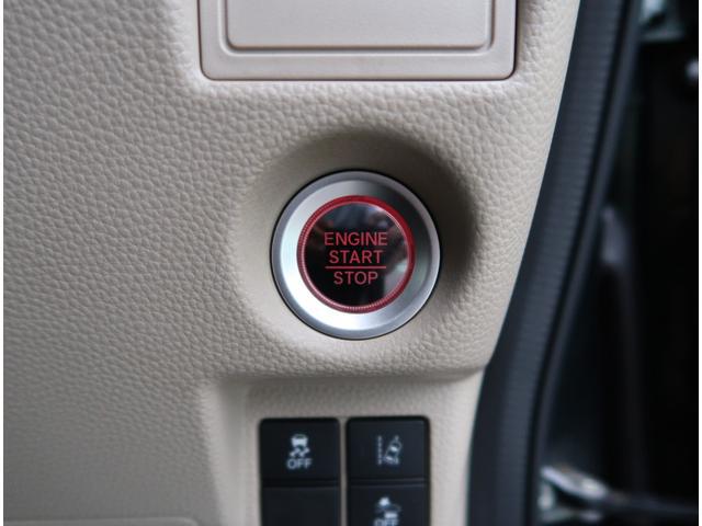 1200379A30250918W00118.jpg