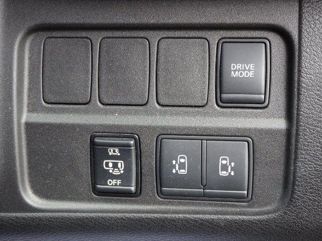 63b0403b8fef7510f32812b86d006f62.jpg