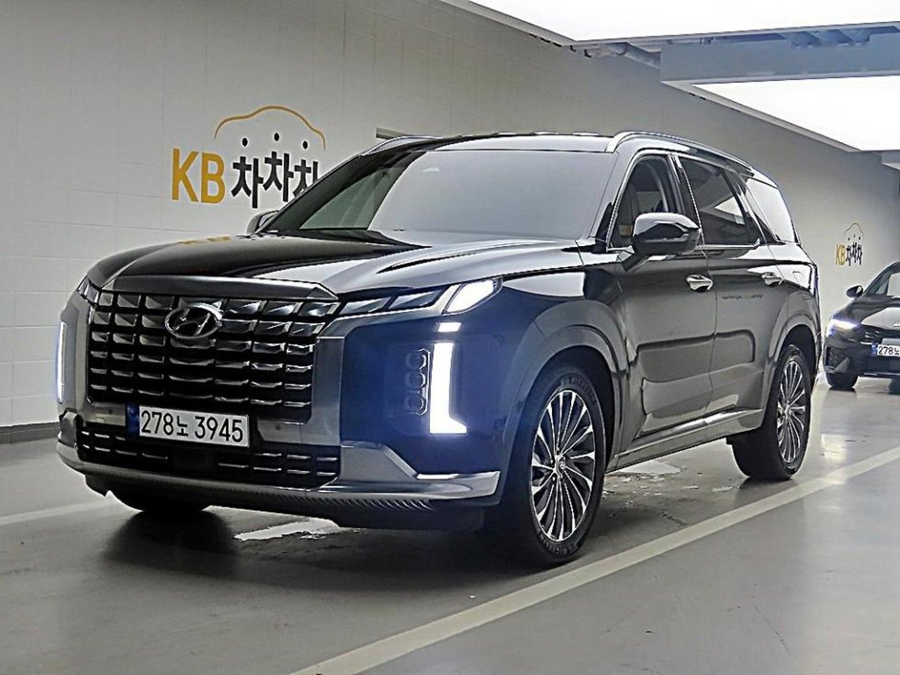 2023 Hyundai Palisade, photo 1 of 1
