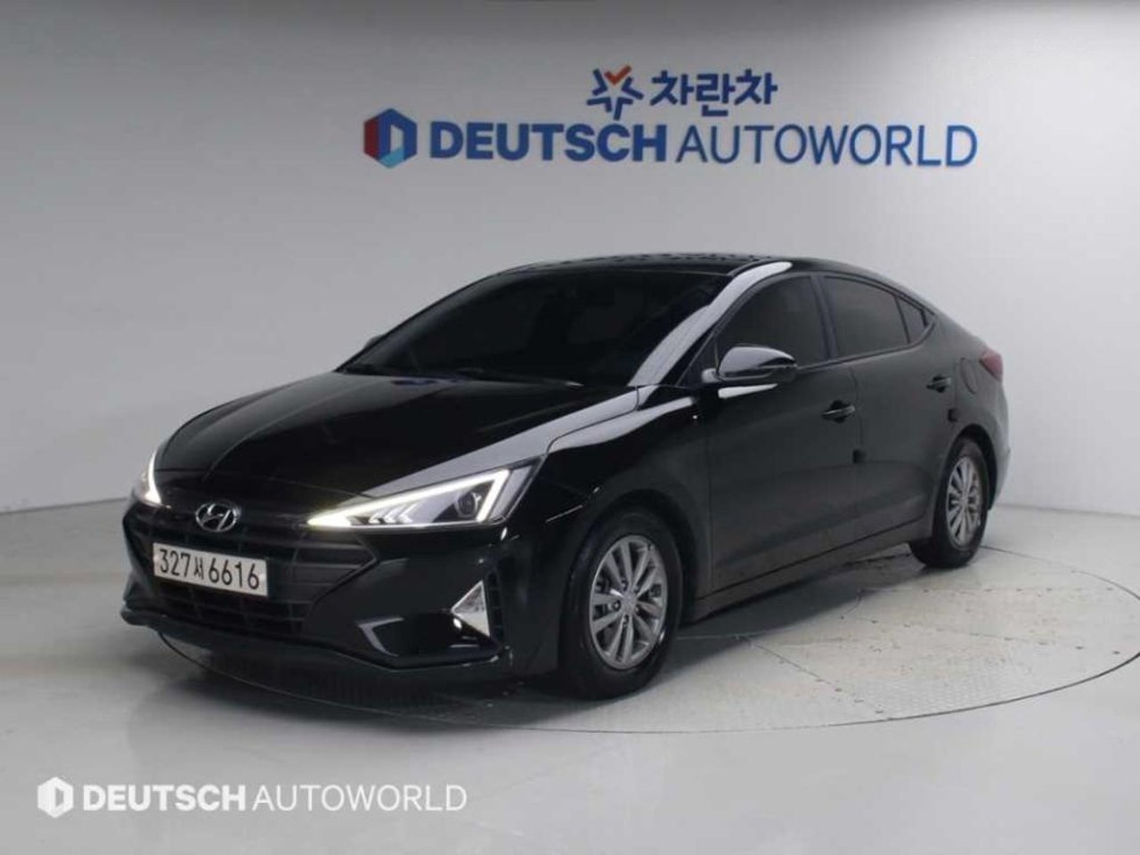 2019 Hyundai Avante, photo 1 of 1