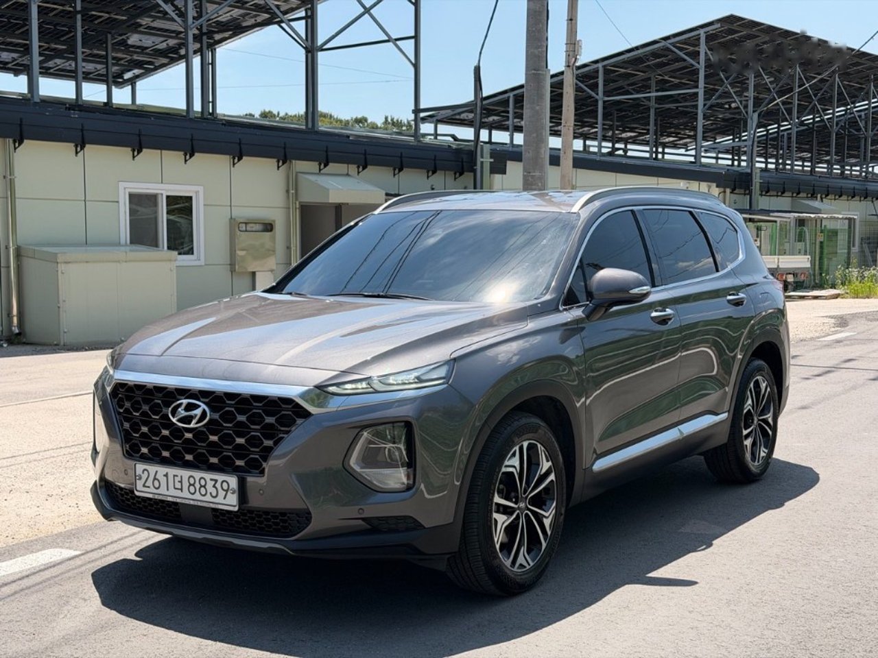 2019 Hyundai Santa, photo 1 of 1