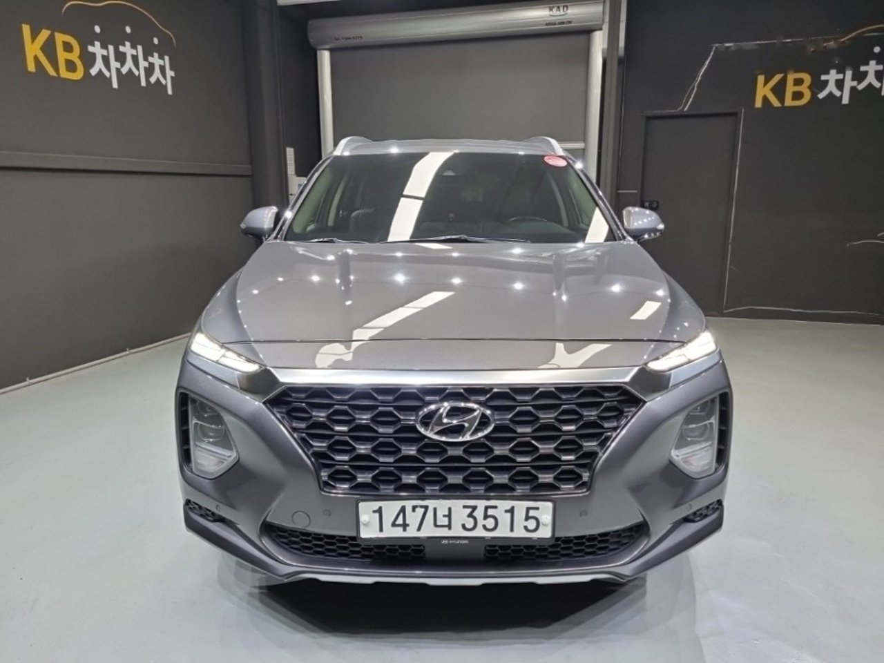 2020 Hyundai Santa, photo 1 of 1