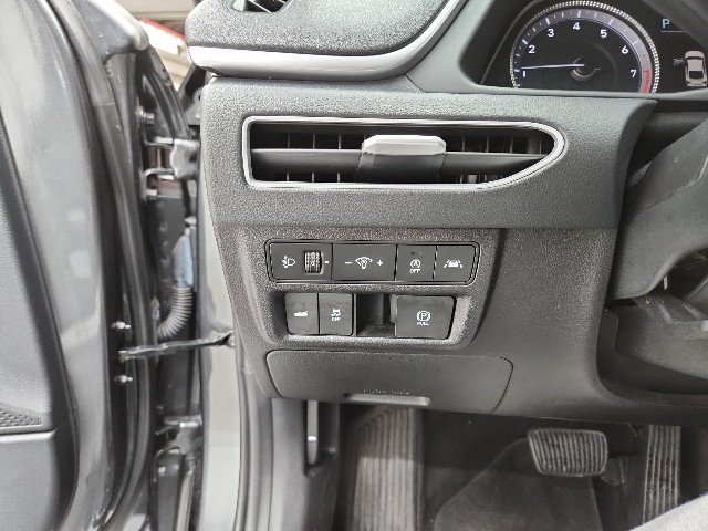 lotterental_100413215_ajAlH_2.jpg