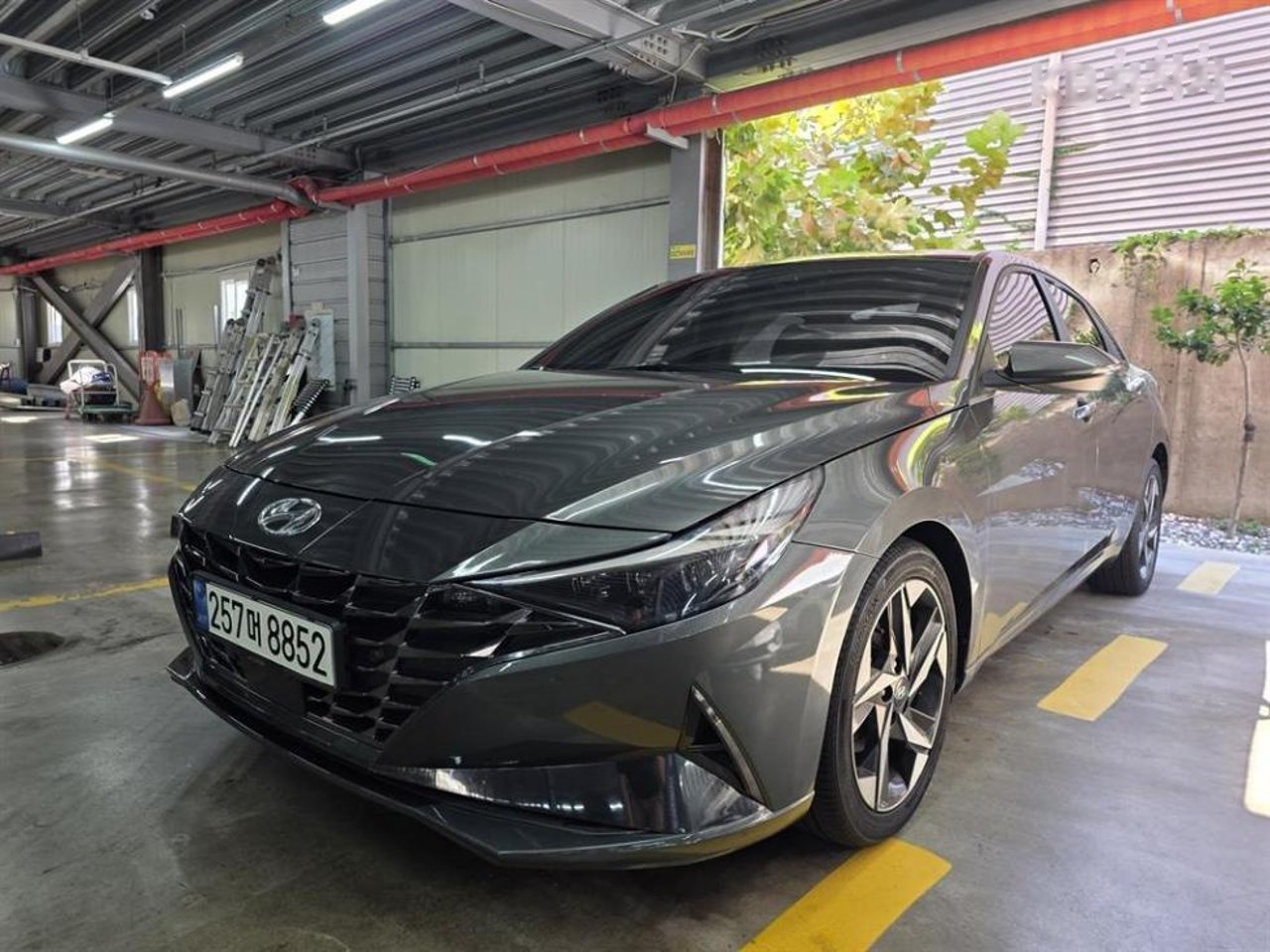 2021 Hyundai Avante, photo 1 of 1