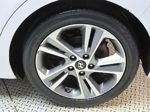 e3a55f73622bcf7b2f87f59fafdc284d.jpeg