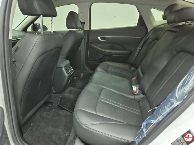 daf9697f1bca74bf18852f52bf7c92ef.jpeg
