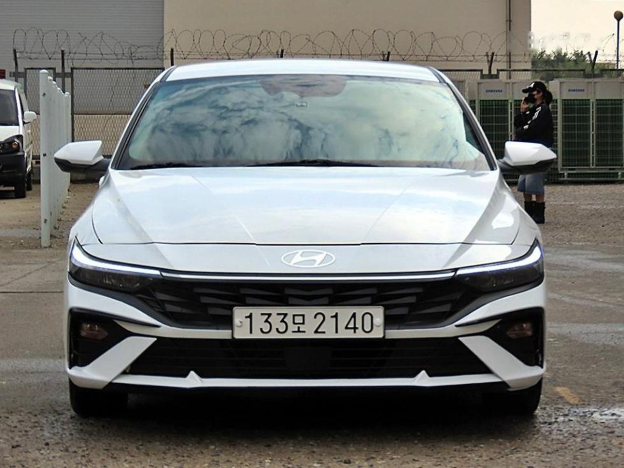 2023 Hyundai Avante, photo 1 of 1