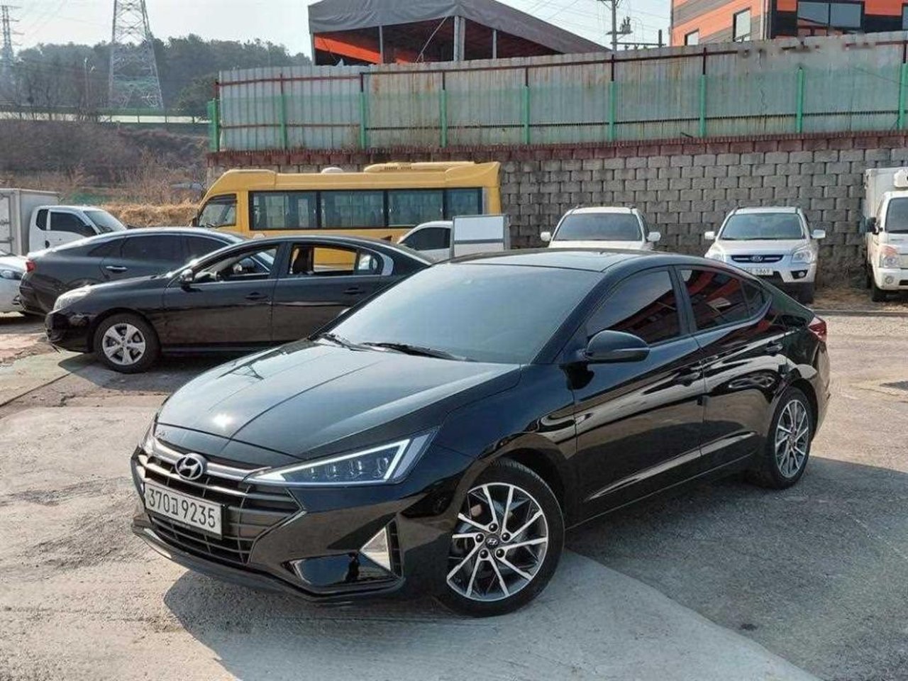 2019 Hyundai Avante, photo 1 of 1