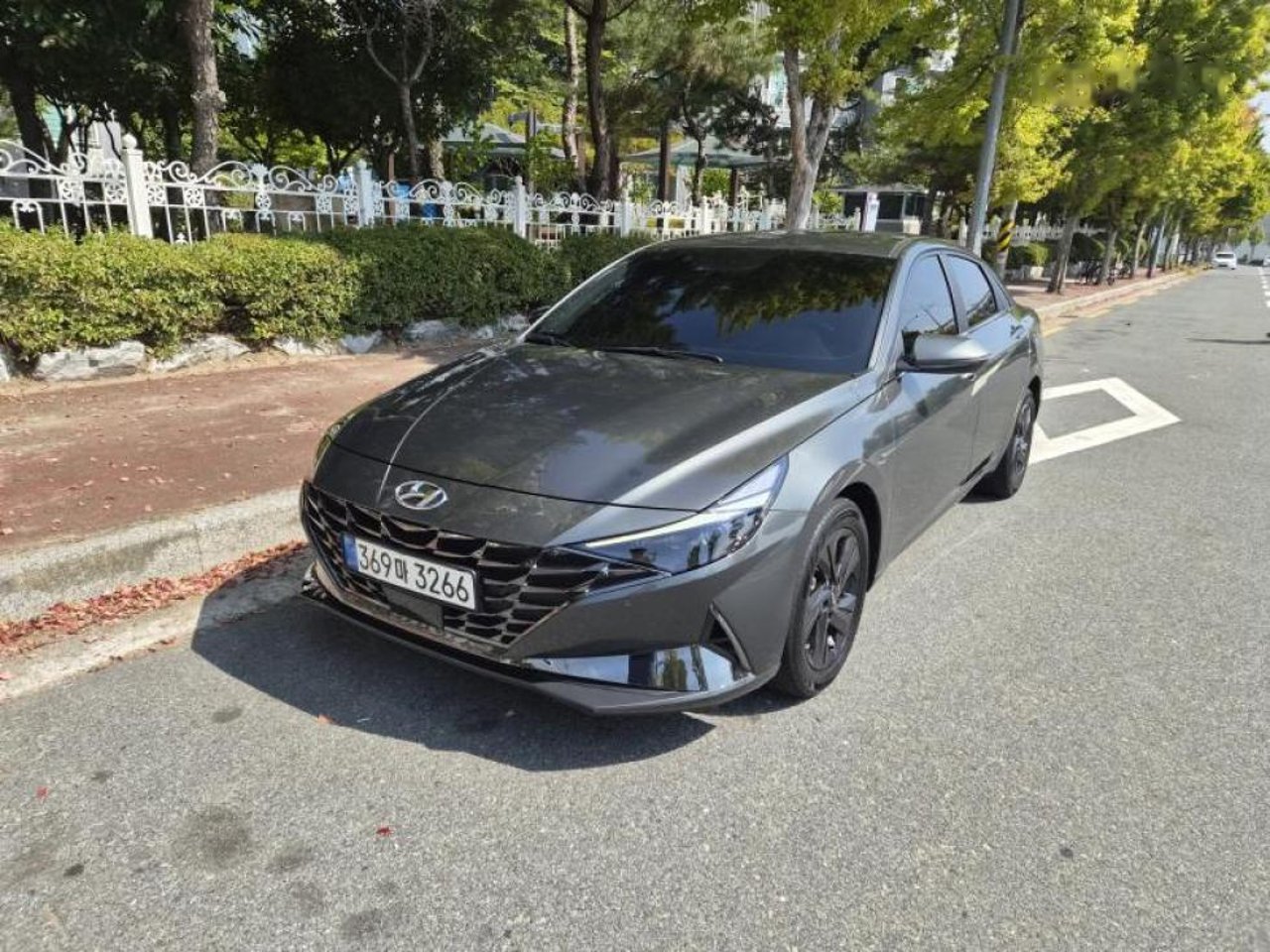 2021 Hyundai Avante, photo 1 of 1