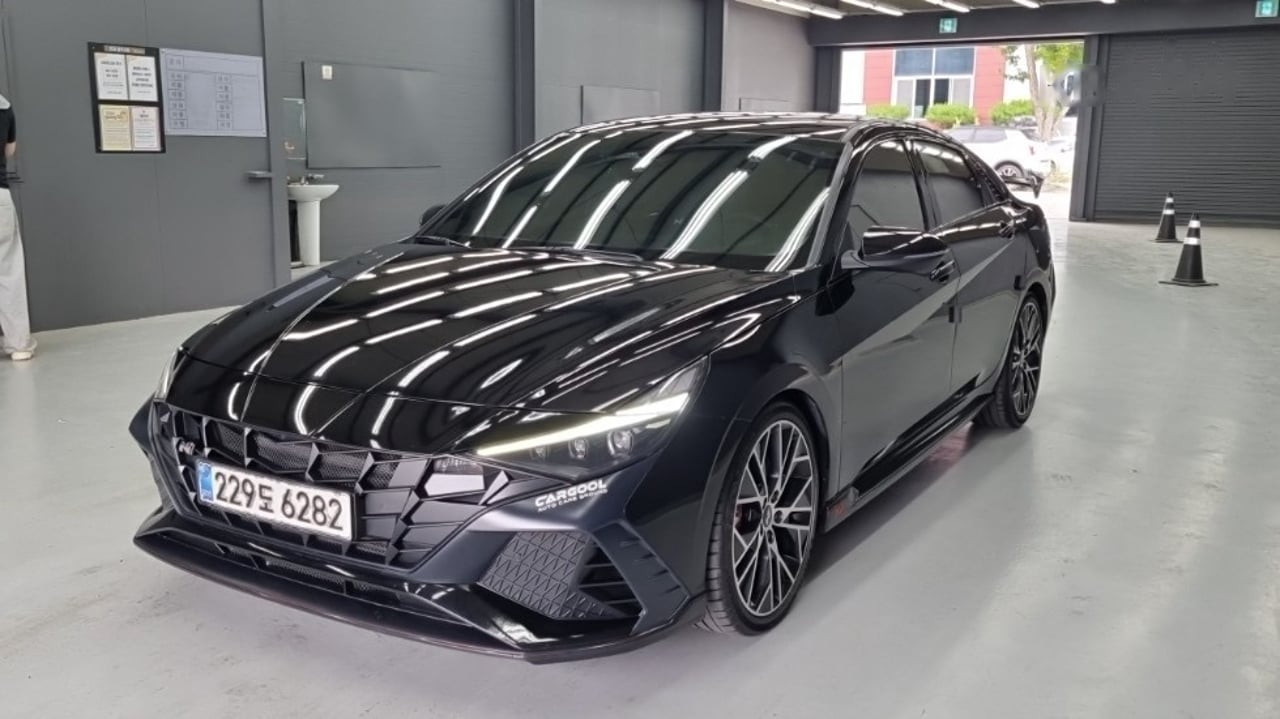 2021 Hyundai Avante, photo 1 of 1