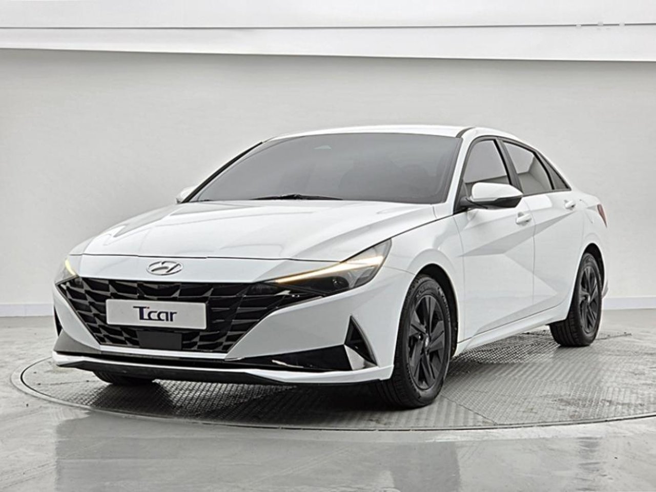 2022 Hyundai Avante, photo 1 of 1