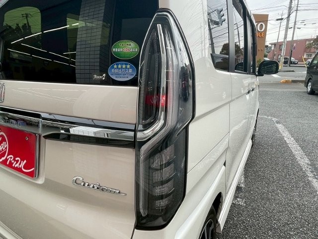 70c99999c8ee8ba51f82b31cb850f867.jpg