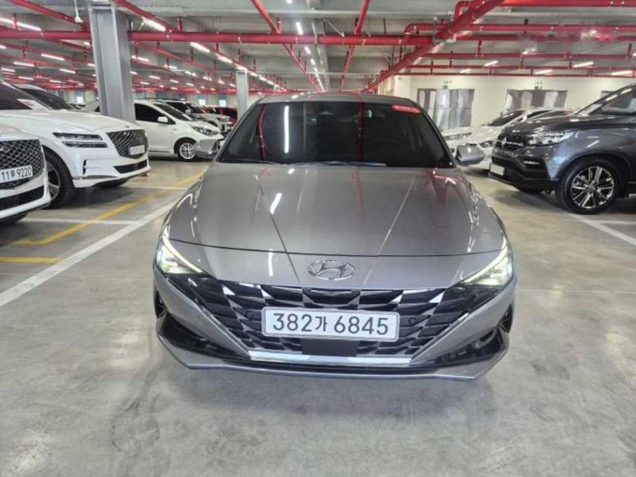 2021 Hyundai Avante, photo 1 of 1
