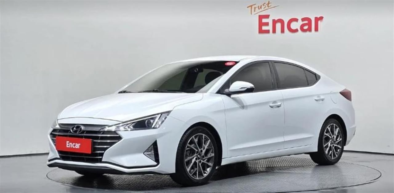 2019 Hyundai Avante, photo 1 of 1