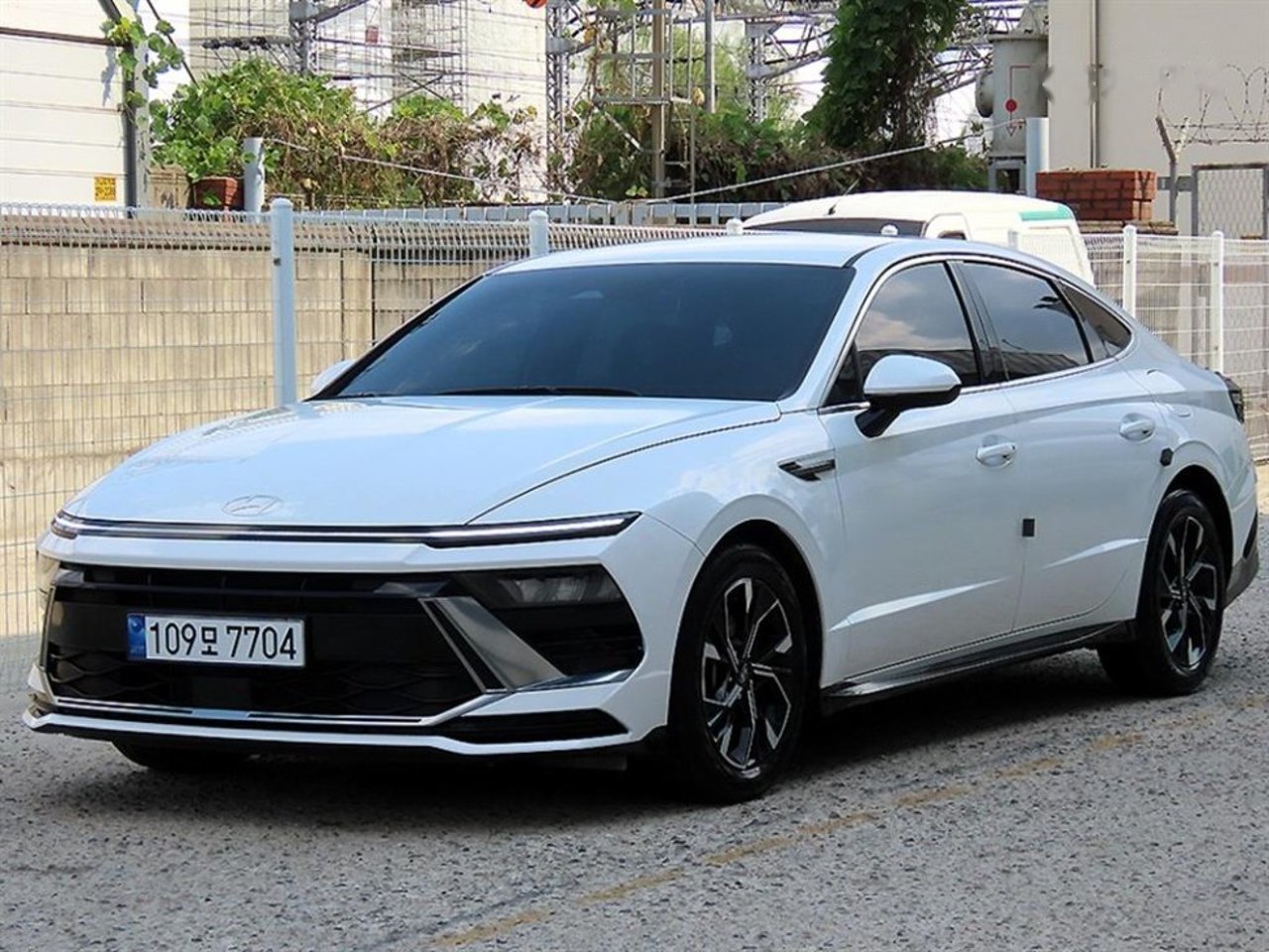 2023 Hyundai Sonata, photo 1 of 1
