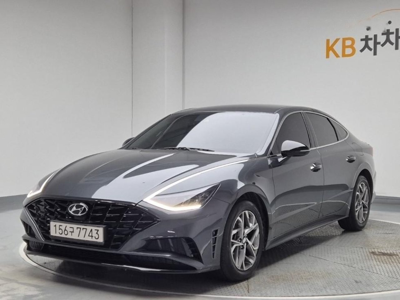 2021 Hyundai Sonata, photo 1 of 1