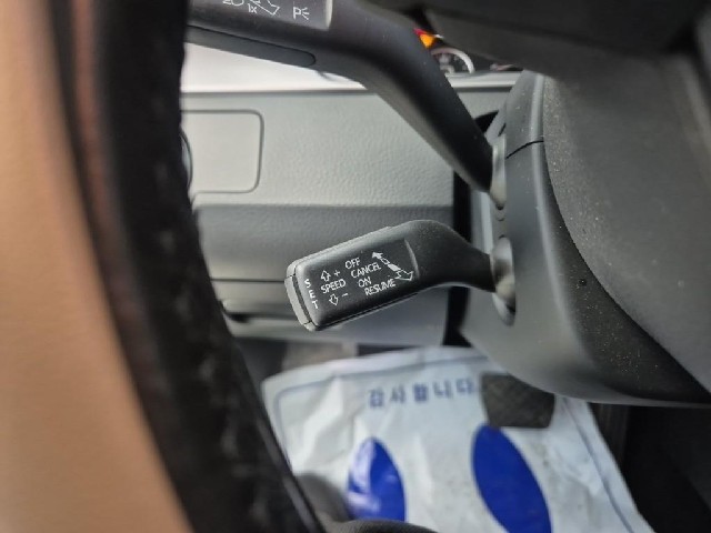 6011001296R15.jpg