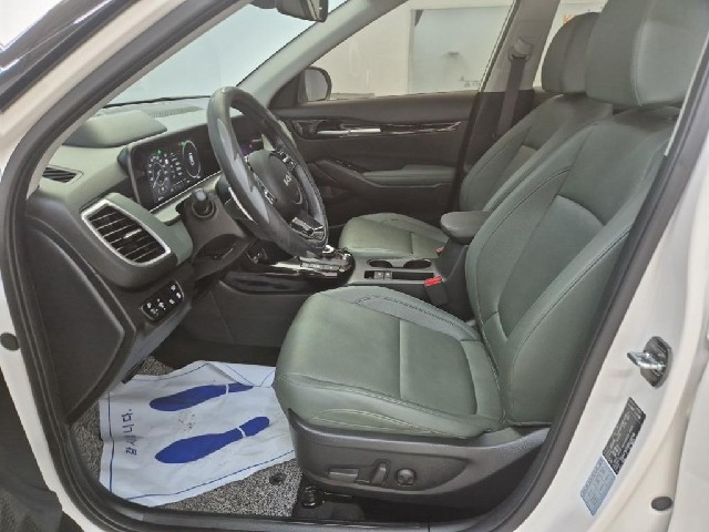6101500684R11.jpg