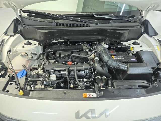 6101500684R5.jpg
