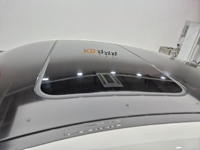 6101000930R13.jpg