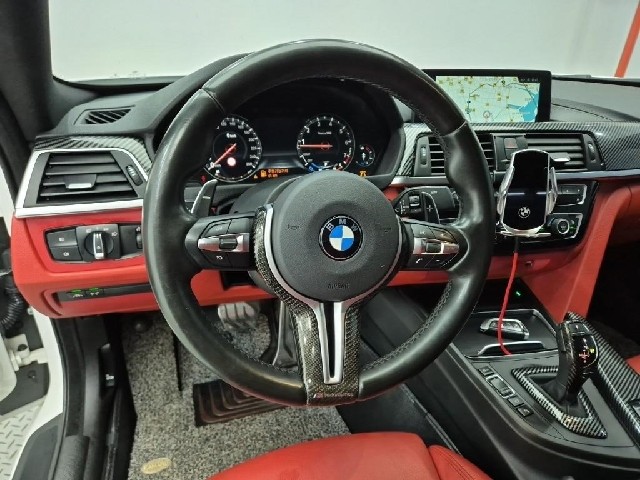 6101000930R9.jpg