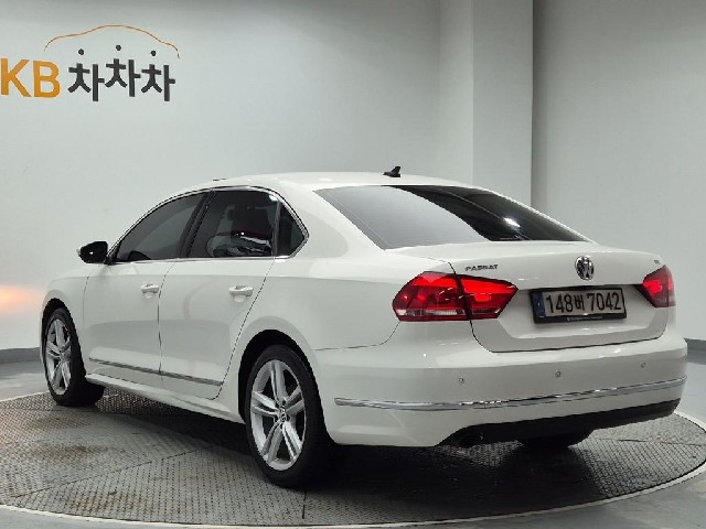 6101000884R2.jpg