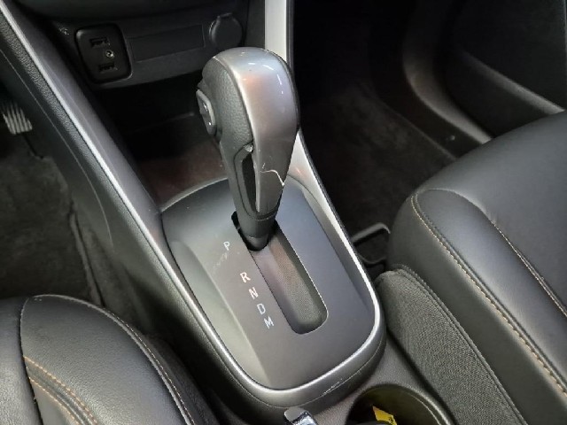 6101000302R8.jpg