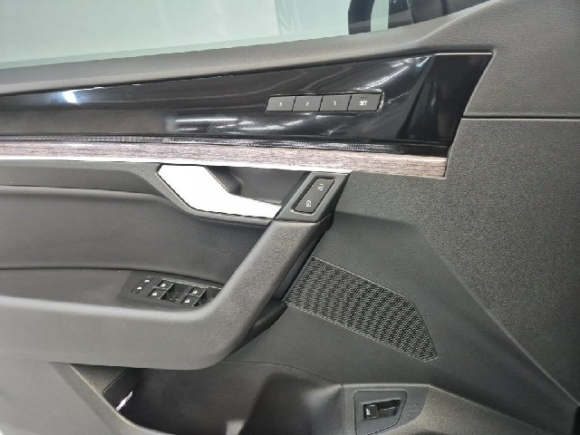 6101500050R18.jpg