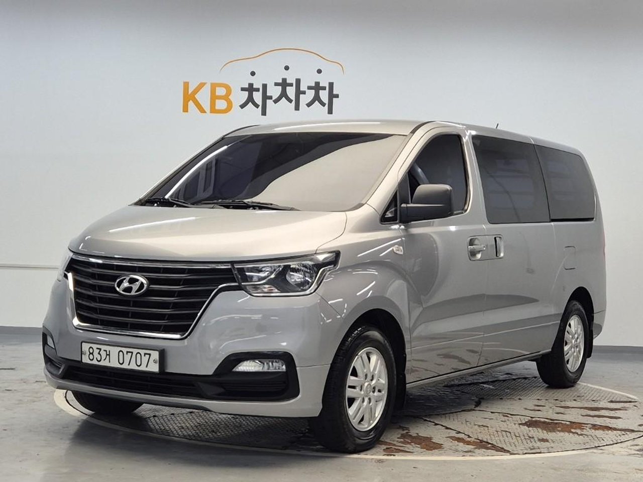 2020 Hyundai Starex, photo 1 of 1