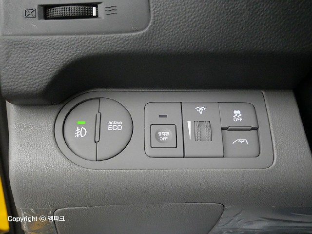 6101000373R17.jpg