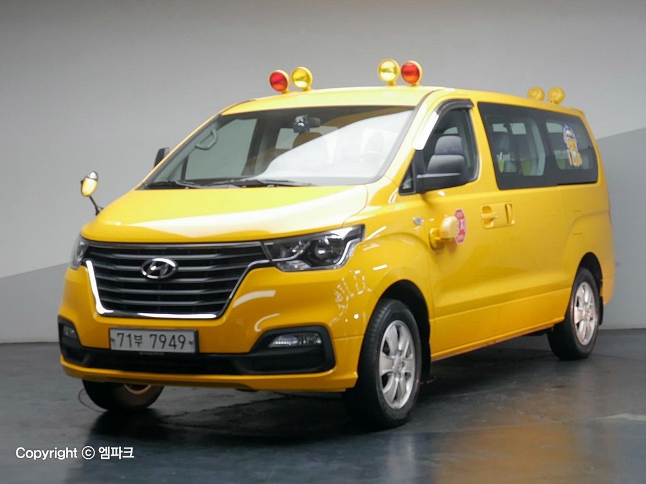 2020 Hyundai Starex, photo 1 of 1