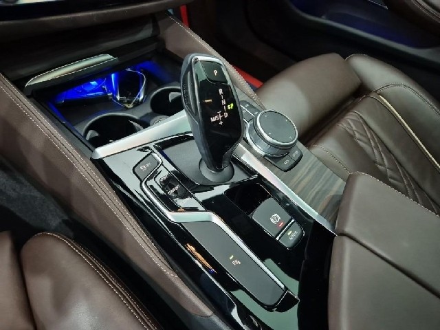 6101000879R8.jpg