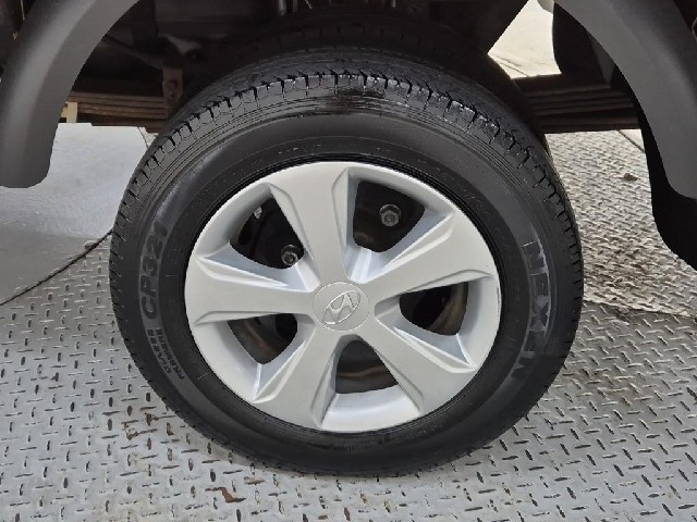 6101500557R18.jpg