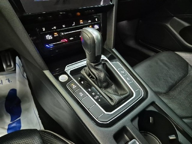 6101500390R8.jpg