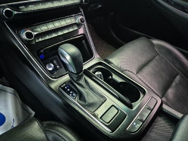 6101000901R8.jpg