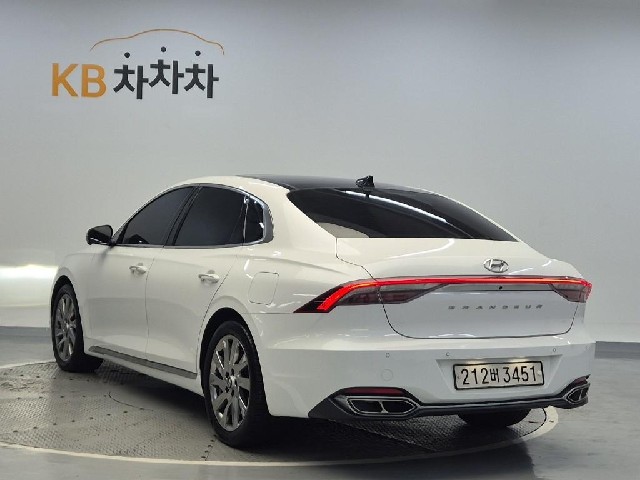 6101500483R2.jpg
