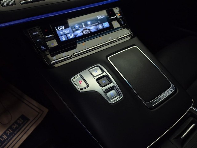 6101500483R8.jpg