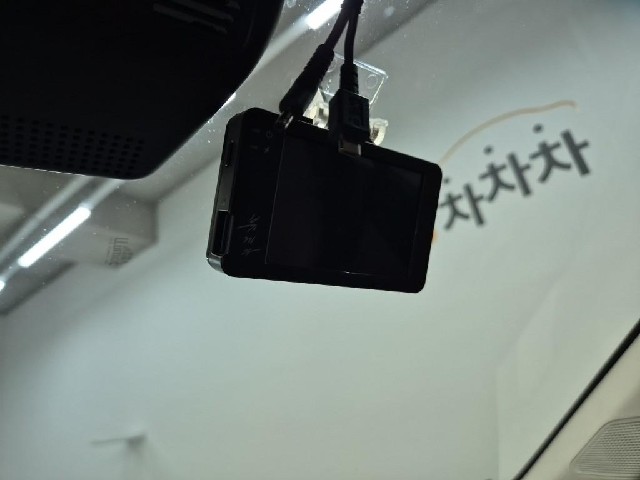 6101500421R16.jpg